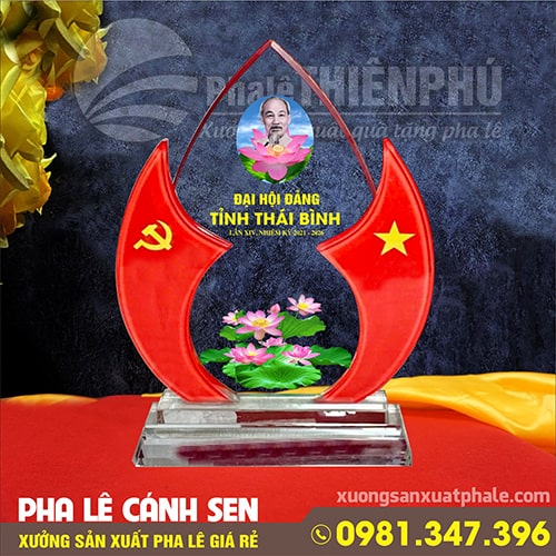 cánh sen pha lê