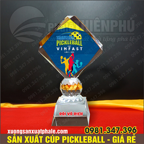 Cúp pickleball gắn bóng mini