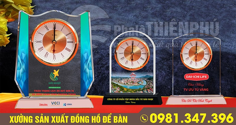các mẫu đồng hồ pha lê 01