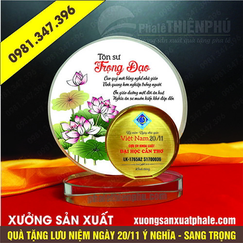 mẫu 1 quà tặng ngày 20/11