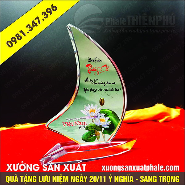 mẫu 2 quà tặng ngày 20/11