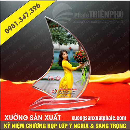 quà lưu niệm cô giáo