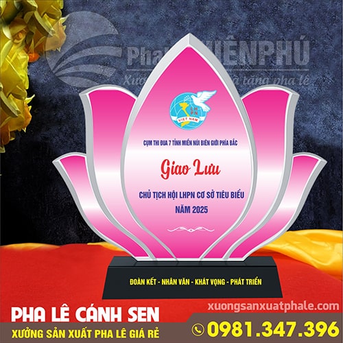 quà tặng pha lê hoa sen