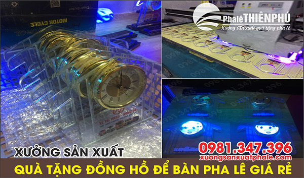 sản xuất đồng hồ pha lê để bàn giá rẻ