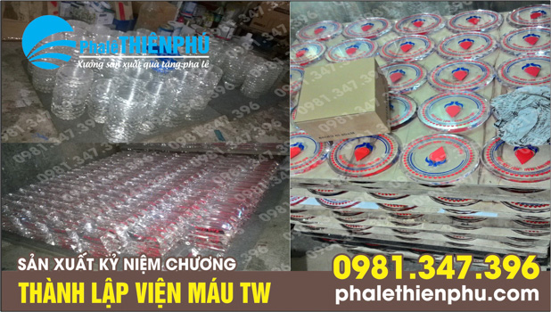 san-xuat-ky-niem-chuong-pha-le-vien-mau-tw