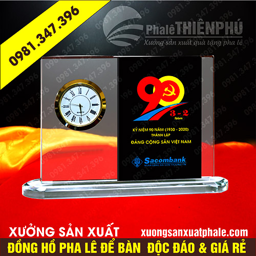 Đồng hồ pha lê để bàn 10