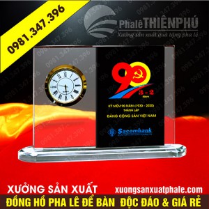 Đồng hồ pha lê để bàn 10