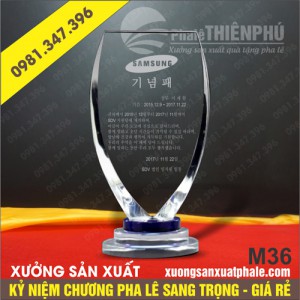 Kỷ niệm chương pha lê 36