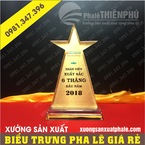 Biểu trưng pha lê ngôi sao cao
