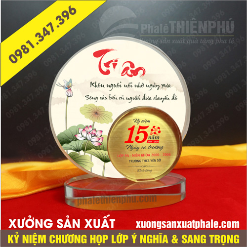 Kỷ niệm chương họp lớp 14