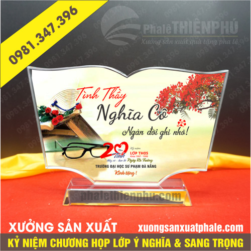 Kỷ niệm chương họp lớp 16