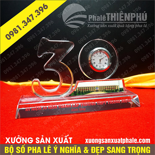 Bộ số kỷ niệm 30 năm thành lập trường