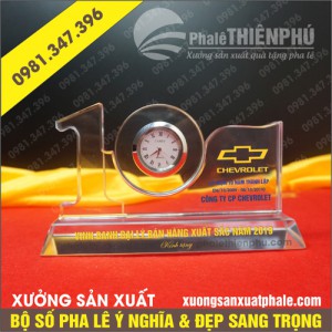 Bộ số pha lê 10 năm thành lập công ty