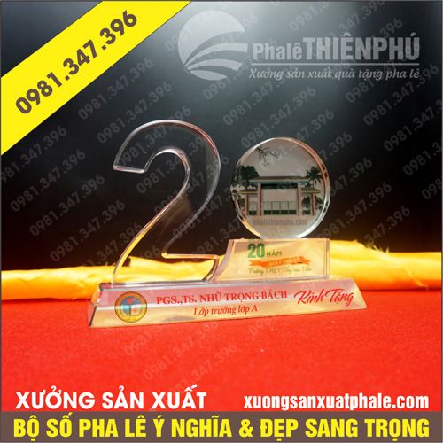 Bộ số pha lê 20 năm ra trường